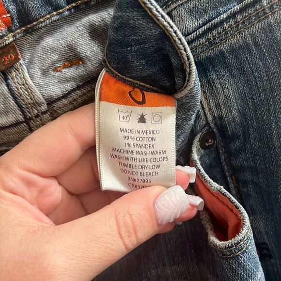 ✨U By Yanuk Light Wash Straight Sz 29 Jeans✨ - Picture 5 of 6